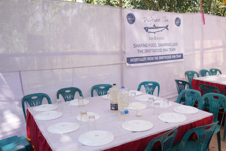 Driftwood Inn - Community Meal - 2