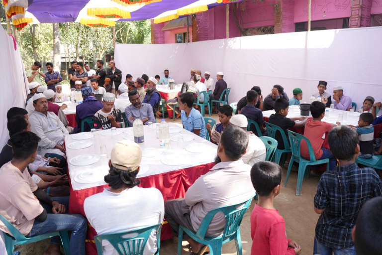 Driftwood Inn - Community Meal - 5